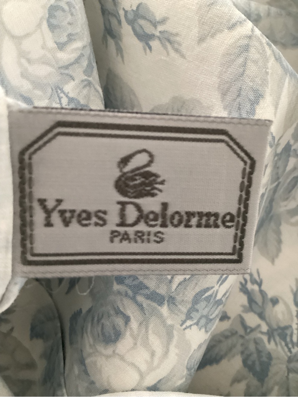 Yves Delorme Classic Blue Cotton Floral Pillow - Picture 5 of 11